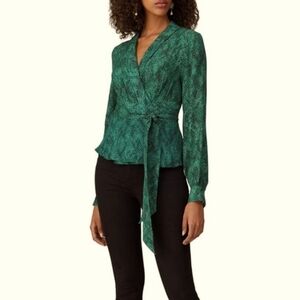 Fame and Partners Green Eyre Blouse 4